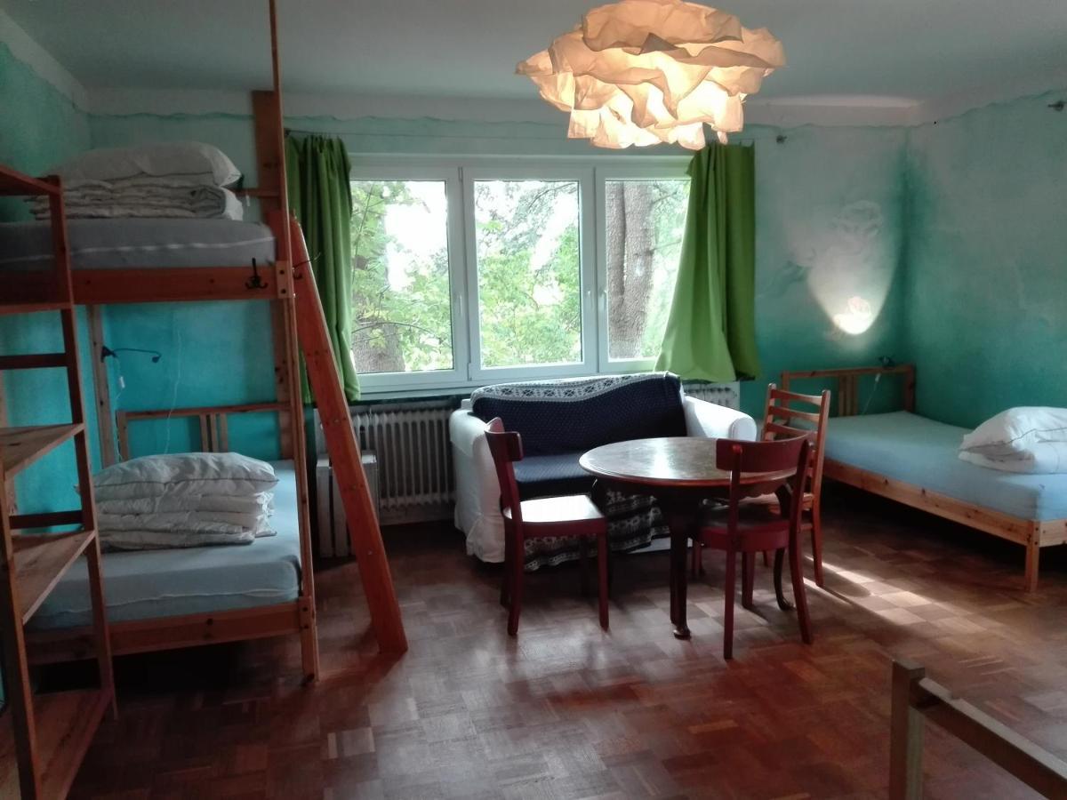 Peanuts Hostel & Meer Surendorf エクステリア 写真