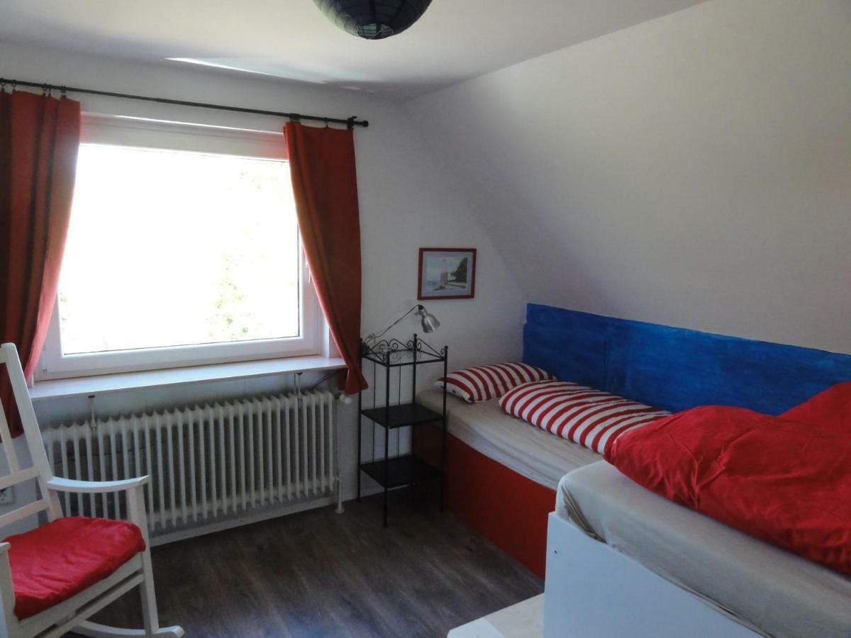 Peanuts Hostel & Meer Surendorf エクステリア 写真